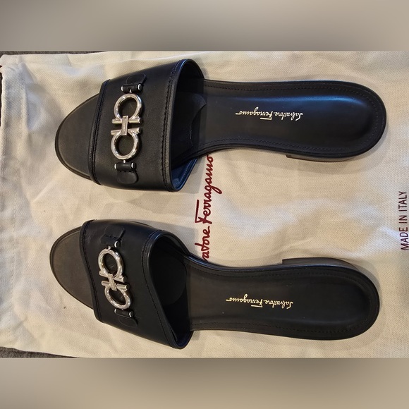 Salvatore Ferragamo Black Sandals - Picture 1 of 3